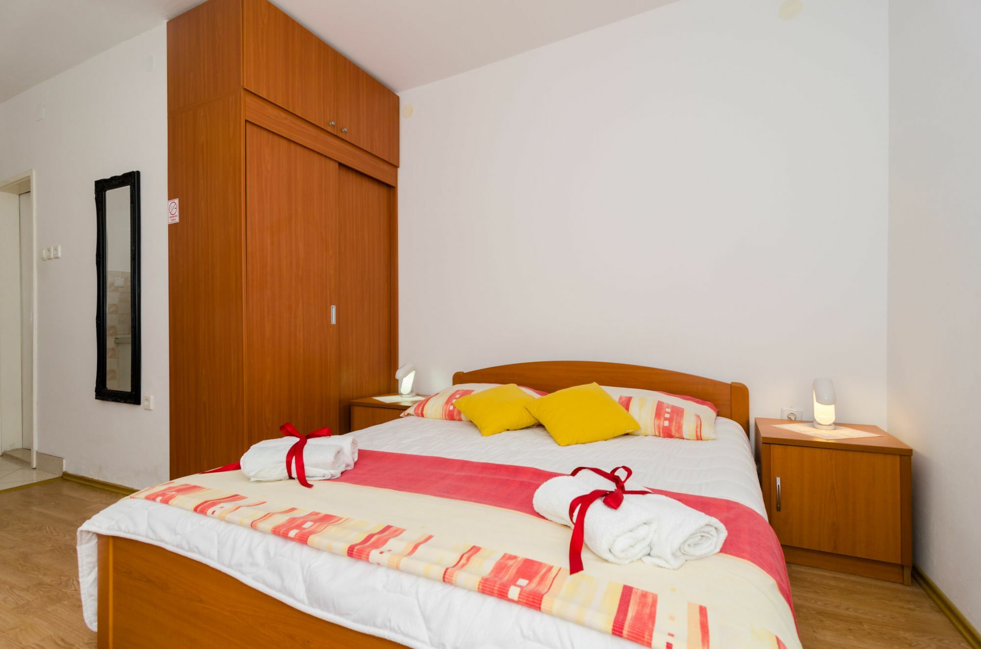 Apartments And Room Lora Дубровник Екстер'єр фото
